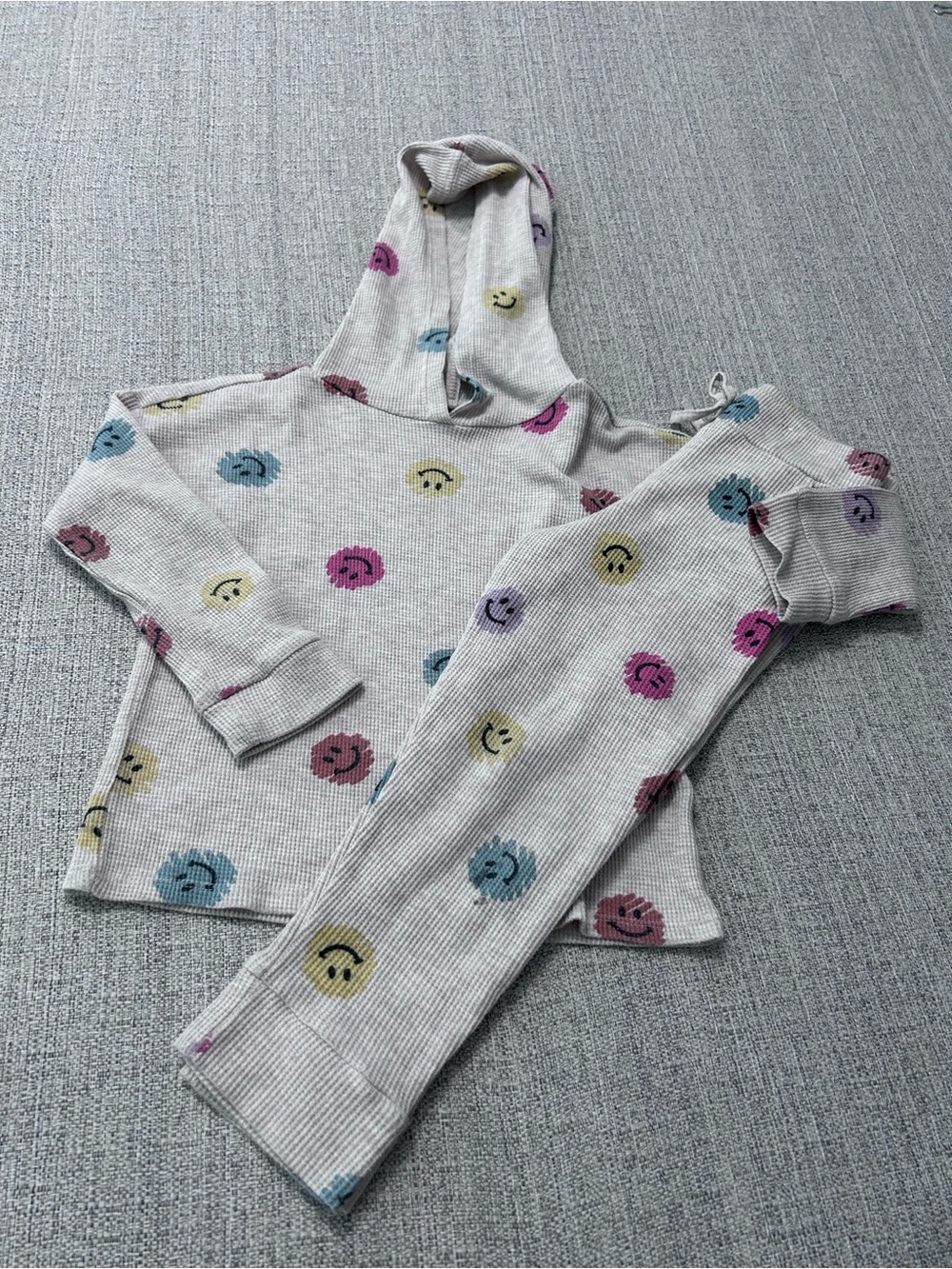 Garanimals Cream Hooded Top & Pants Set with Multicolor Smile Faces. Size 4T